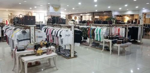 合肥服裝工廠店T恤10元一件，是噱頭還是真營(yíng)銷(xiāo)？小編親歷為你揭秘